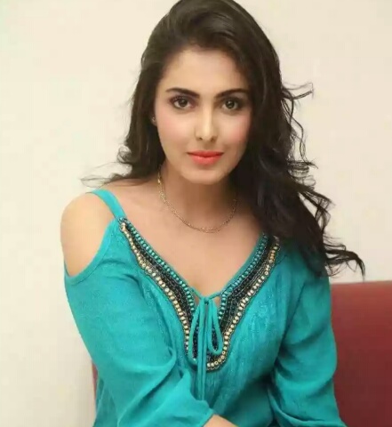 Looking more beautiful with simple makeup